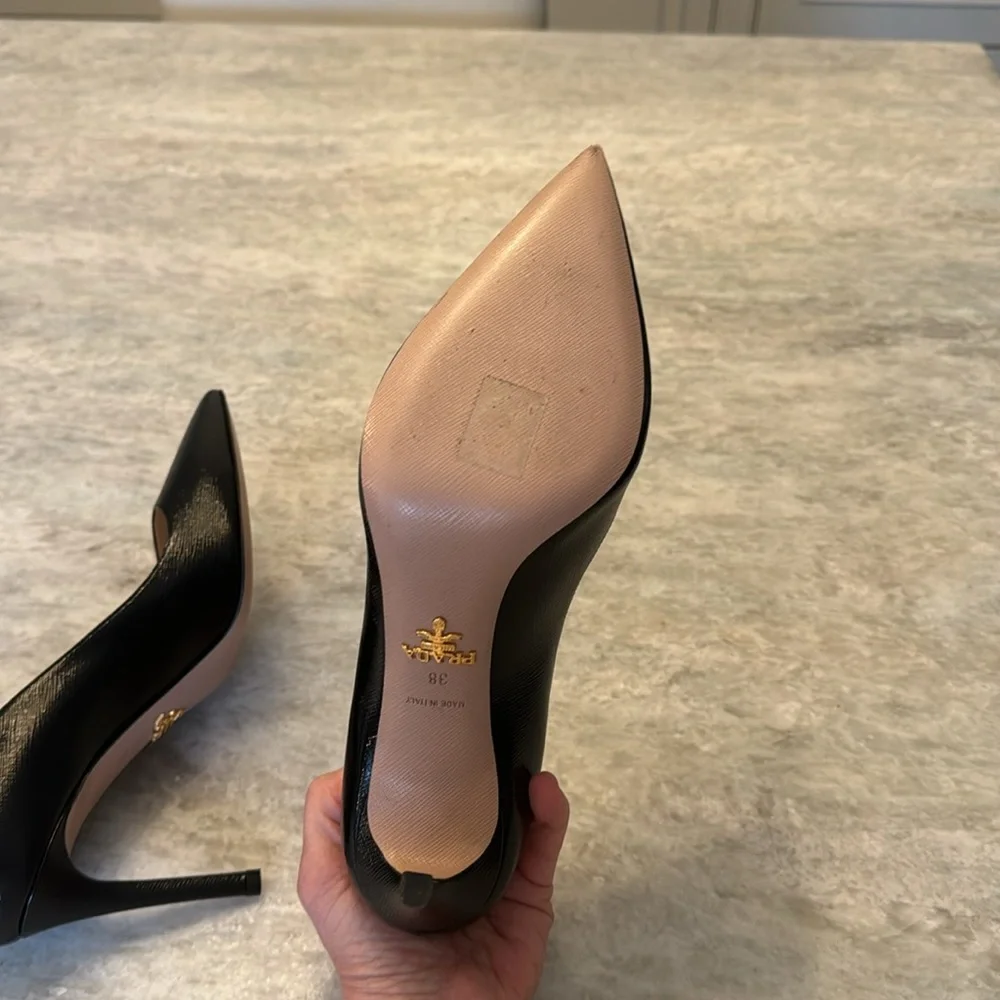 Prada Shoes, Calzature Donna in Black, size 38Euro 8US. - Picture 9 of 12